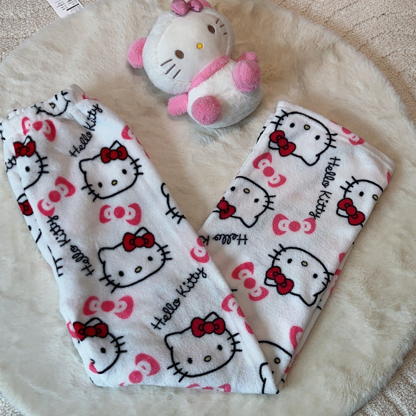 HELLOKITTY™ | DIN MJUKASTE PYJAMAS 1 + 1 GRATIS